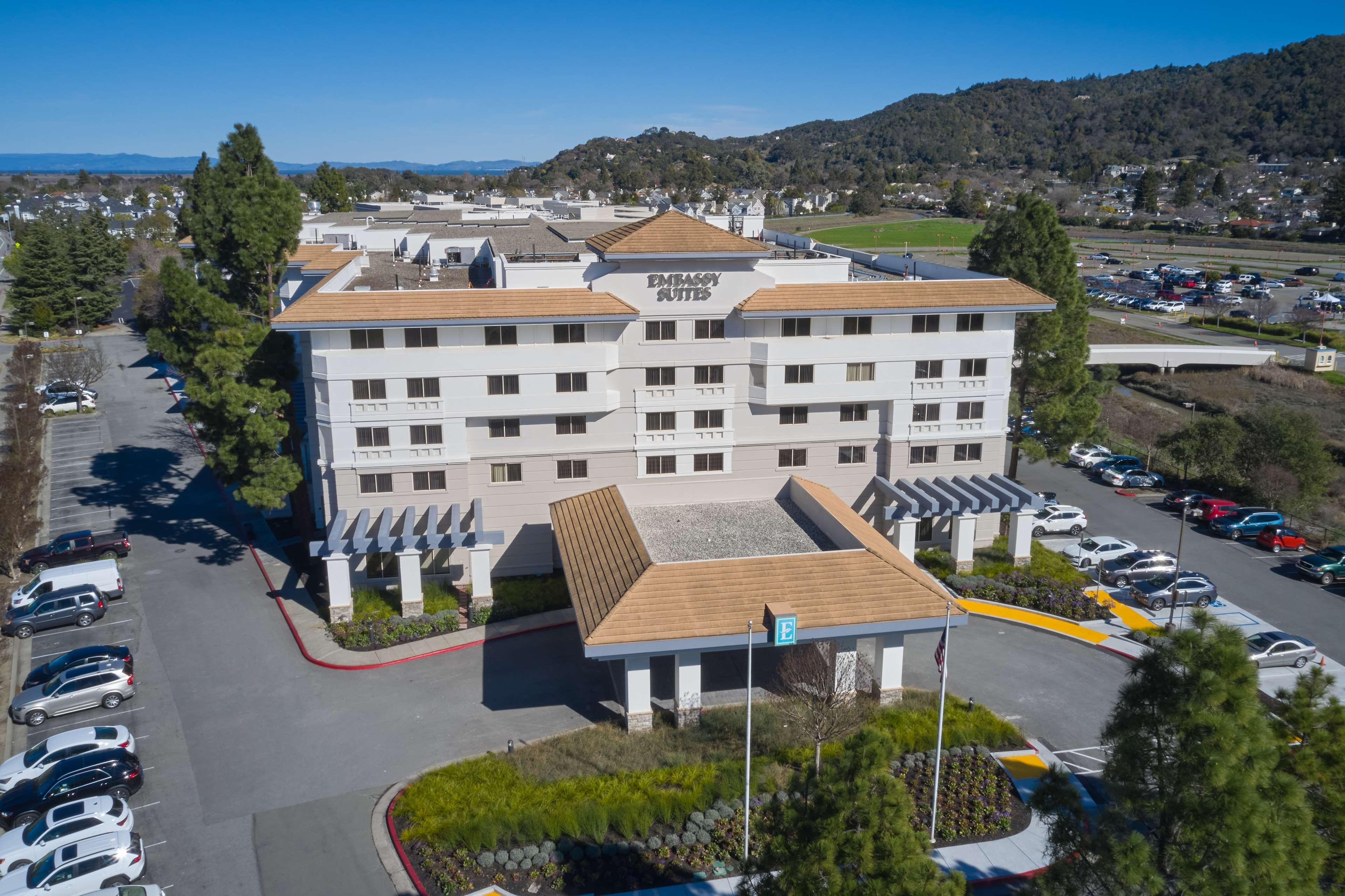 Embassy Suites By Hilton San Rafael Marin County Bagian luar foto