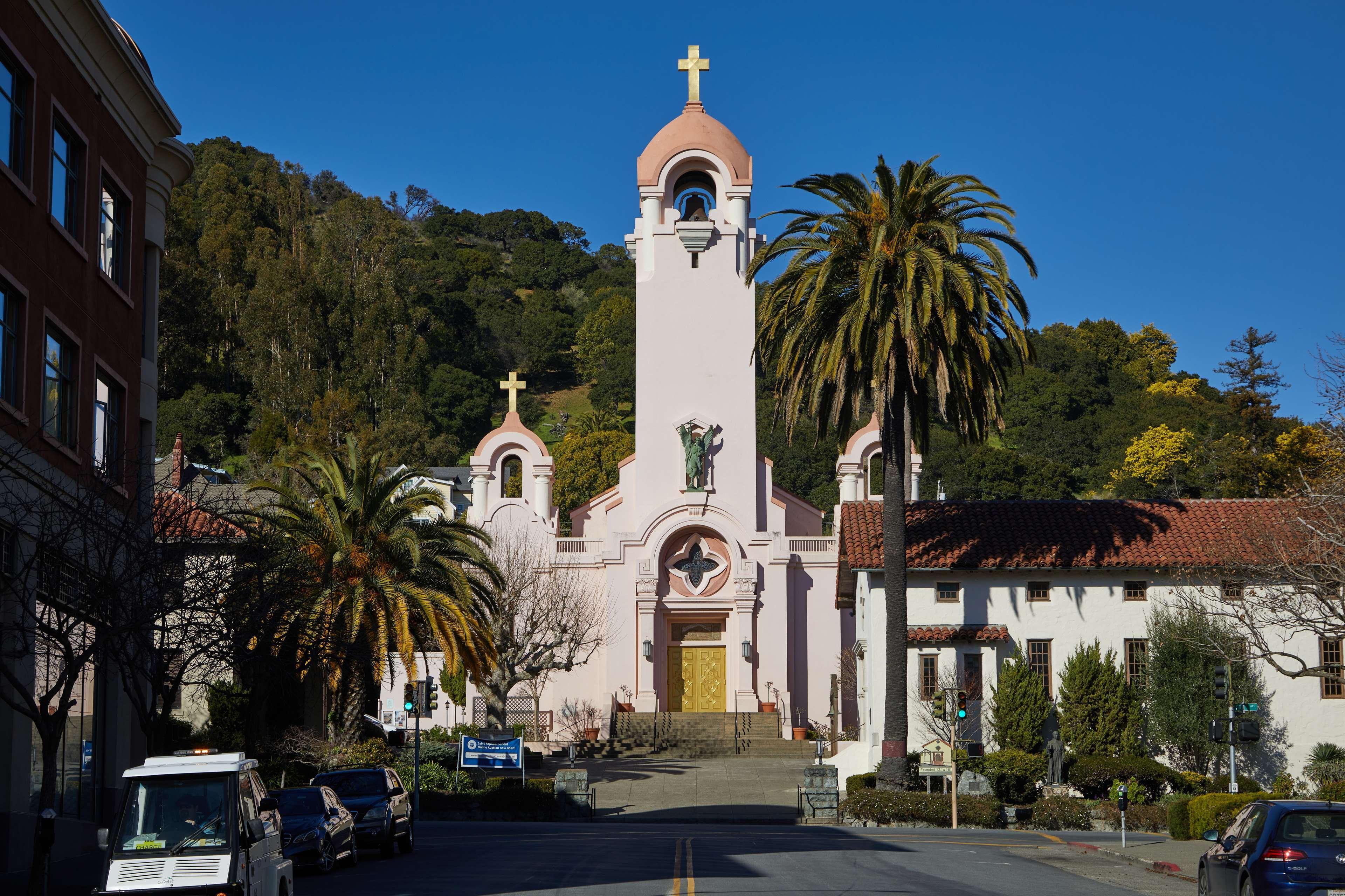 Embassy Suites By Hilton San Rafael Marin County Bagian luar foto